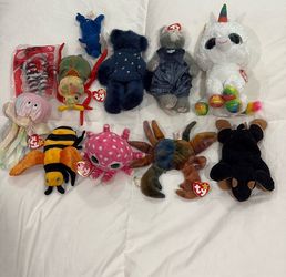 Collectible beanie babies, some rare.