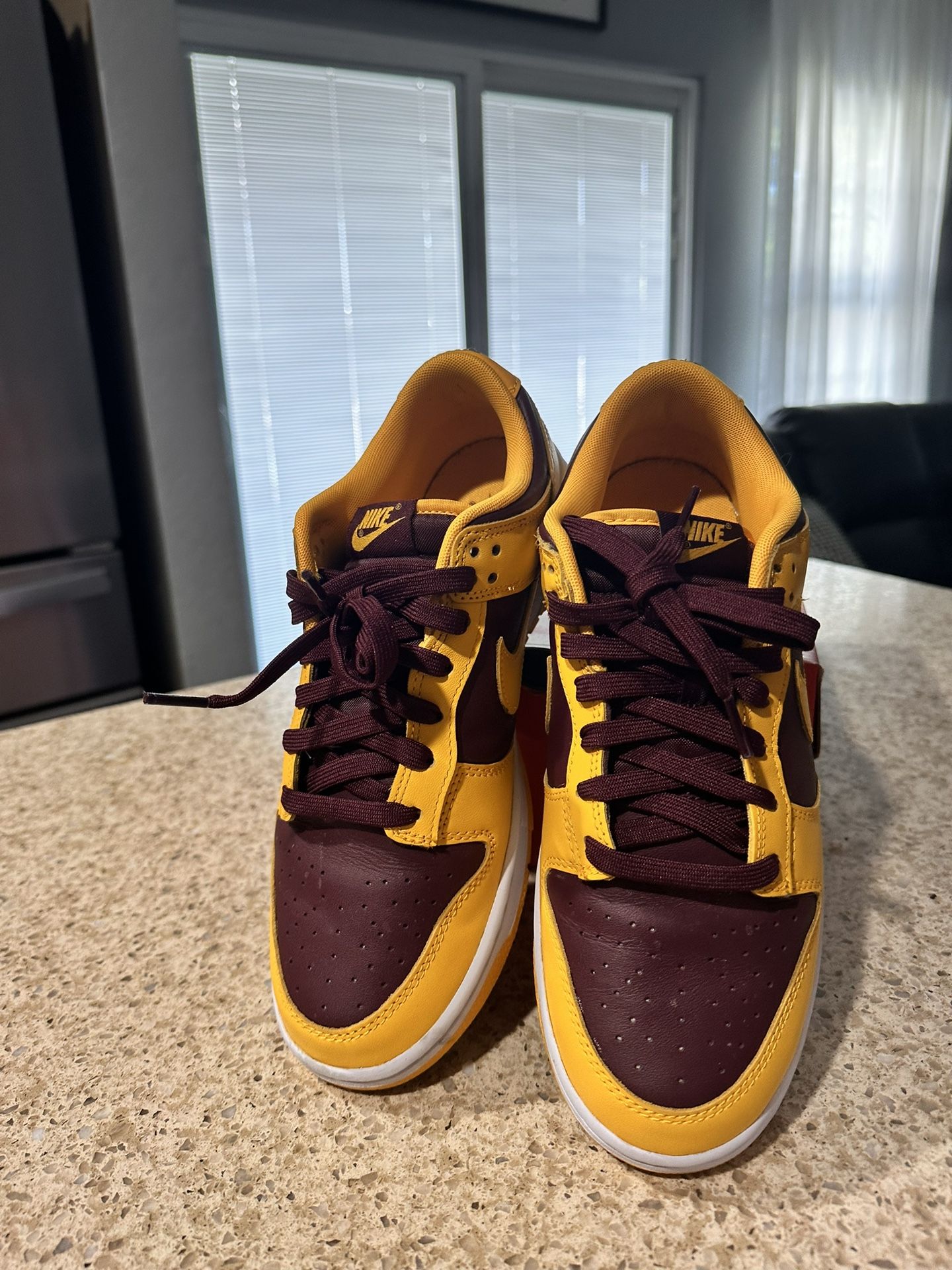 Nike Dunk Low ASU size 9.5 display picture 3
