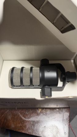 RØDE PodMic