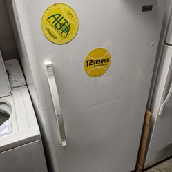 Free Working Freezer - Dirty