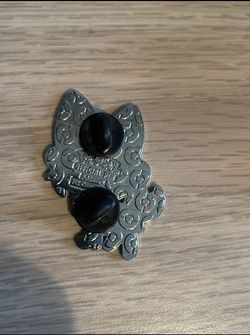 FLASH SALEBROOCH PIN for Sale in Yonkers, NY - OfferUp