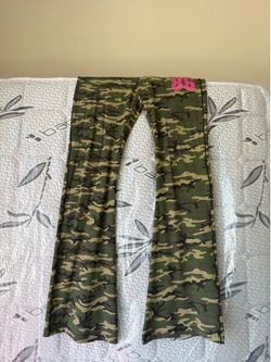 Pink camo leggings