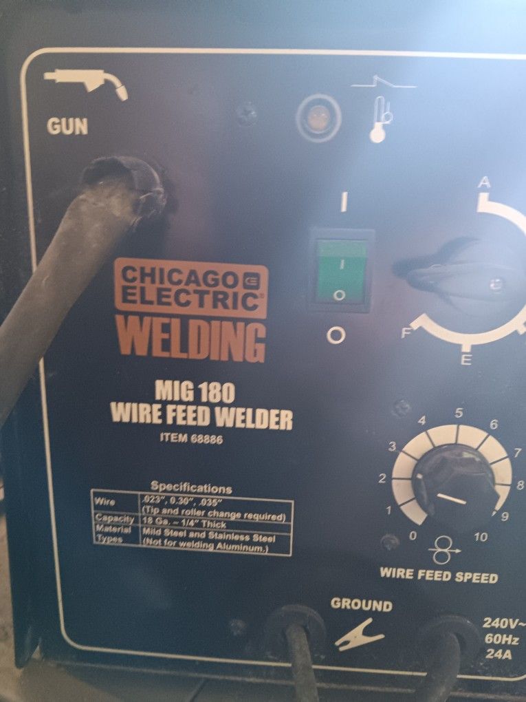 Chicago Electric Mig 180 Welder
