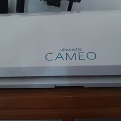 Silhouette Cameo 3