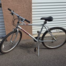 26" Trek 800 Mountain Track, Mountain Bike 