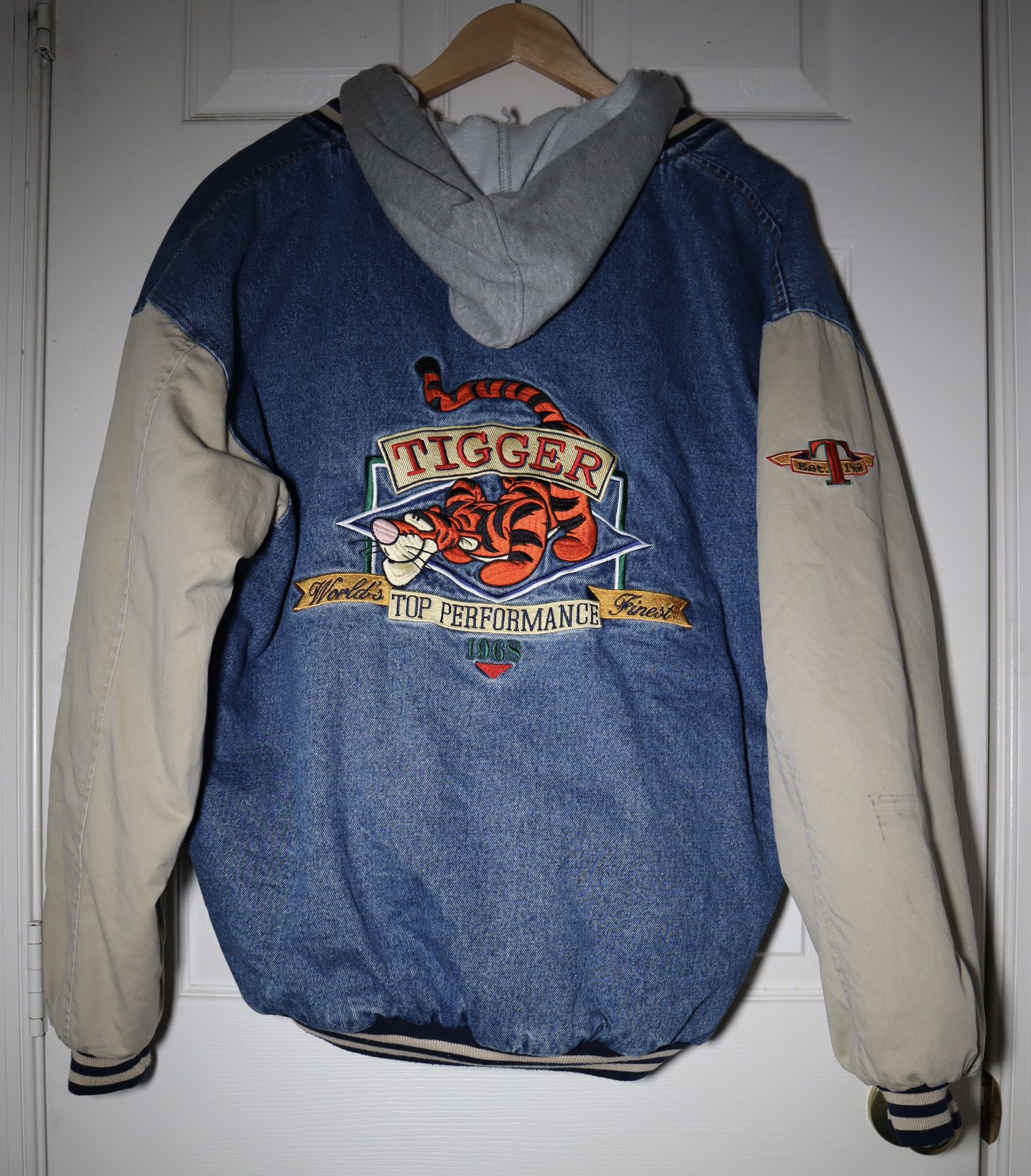 Vintage Disney Tigger The Tiger Denim Jacket Size L