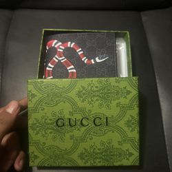 Authentic Gucci Wallet 