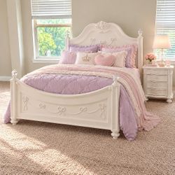 FULL SIZE DISNEY BEDROOM SET WITH MATTRESS 