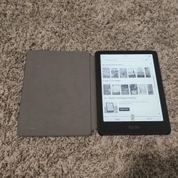 Kindle Paperwhite (Last Gen) +Kindle Colorsoft Case