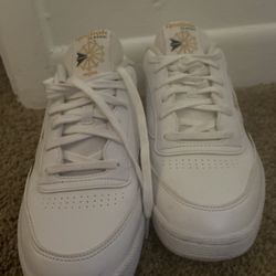  White Reebok, Vegan Size 11 Shoes 