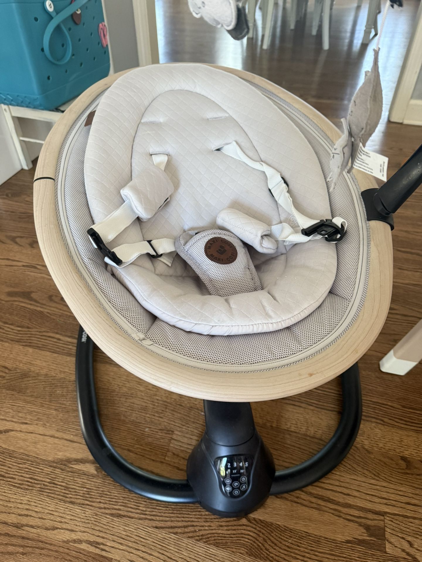 Maxi- Cosi Swing