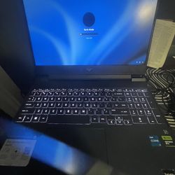 hp victus gaming laptop (mouse included)