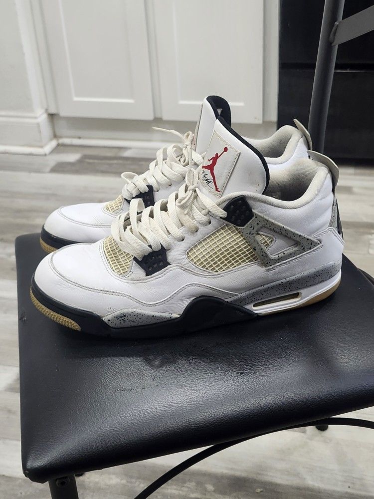 [Available TODAY Only] 2016 Jordan Cement 4s Size 13 Used - Good Condition