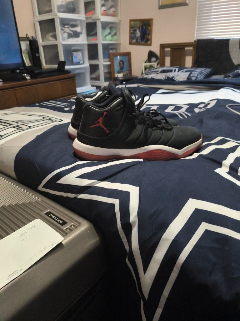 Jordan 11 Retro Only Worn Twice Excellent Condition Size 13