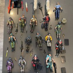 Lot Of 18 (2 Wolfs & Equipment) GI Joe Classified Plus Accessories