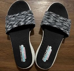 Brand new! Sketchers memory foam gel infused slide flip flops women size 8
