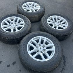 Chevy silverado Rims and tires 18s