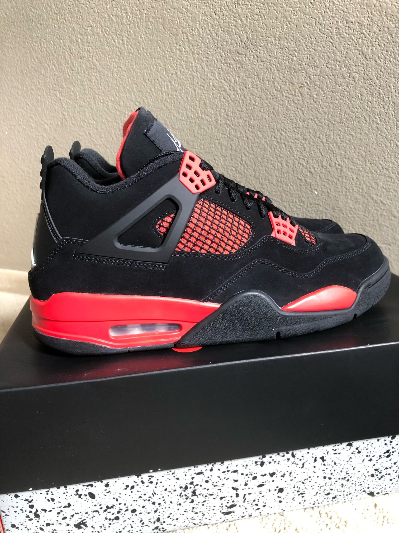 Jordan 4 Retro Red Thunder