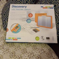 ****New*** Discovery 34 Piece Led Tracing Tablet 