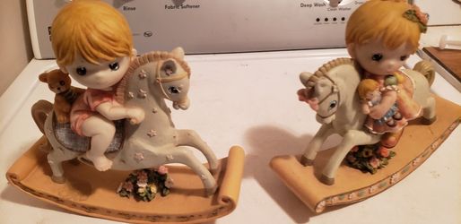 Figurines