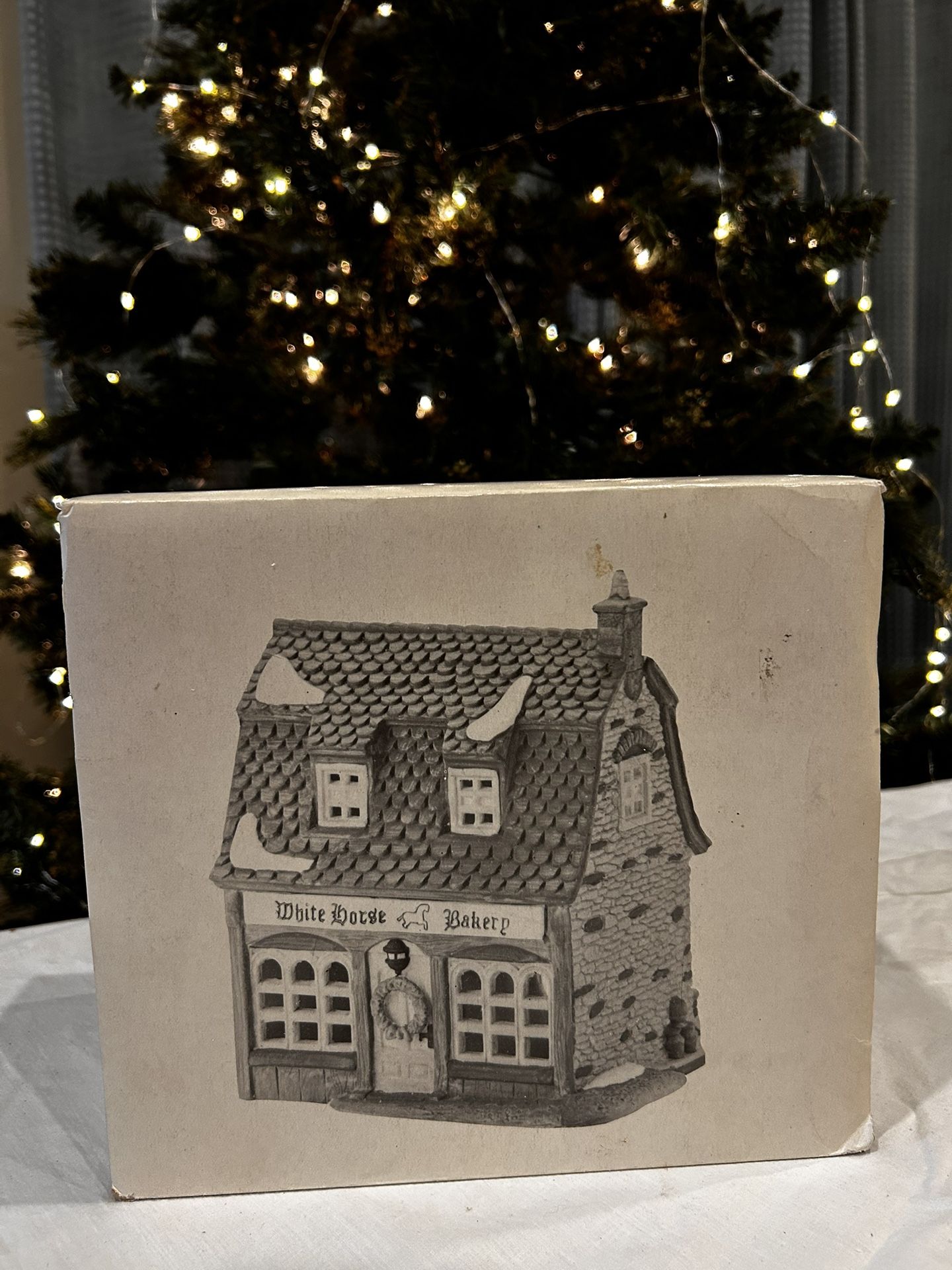 Heritage Village Collection - White Horse Bakery