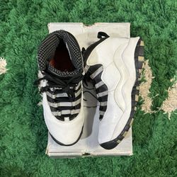 Air Jordan 10 Retro GS size 5y 6.5 Women’s