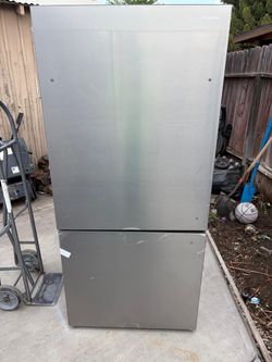 Brand new Hisense Bottom Freezer Refrigerator