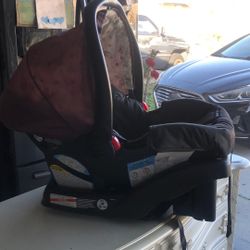 Graco Car Seat 