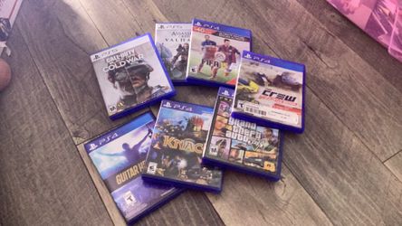 PS4 PlayStation 4 call of duty assassin Creed, FIFA Grandtheft auto five guitar hero video games