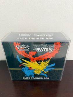 Pokémon Hidden Fates Elite Trainer Box
