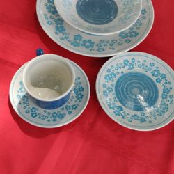 Vintage Mid century Set For 4 Persons