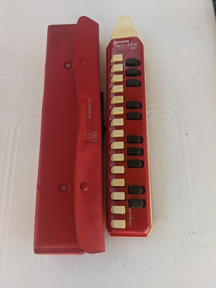 Hohner melodica Alto