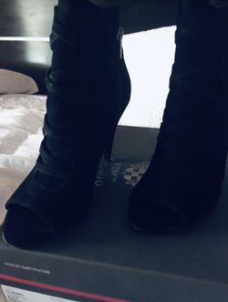 Vince camuto size 8