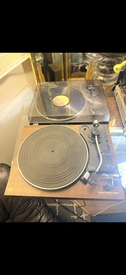 Vintage MCS 6502 Belt-Driven Automatic Turntable