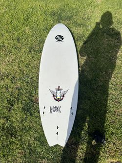 Santa Cruz Barney Model Surfboard w/ leash, fins, and bag for Sale