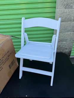 10PC White Resin Padded Chair Kids Size