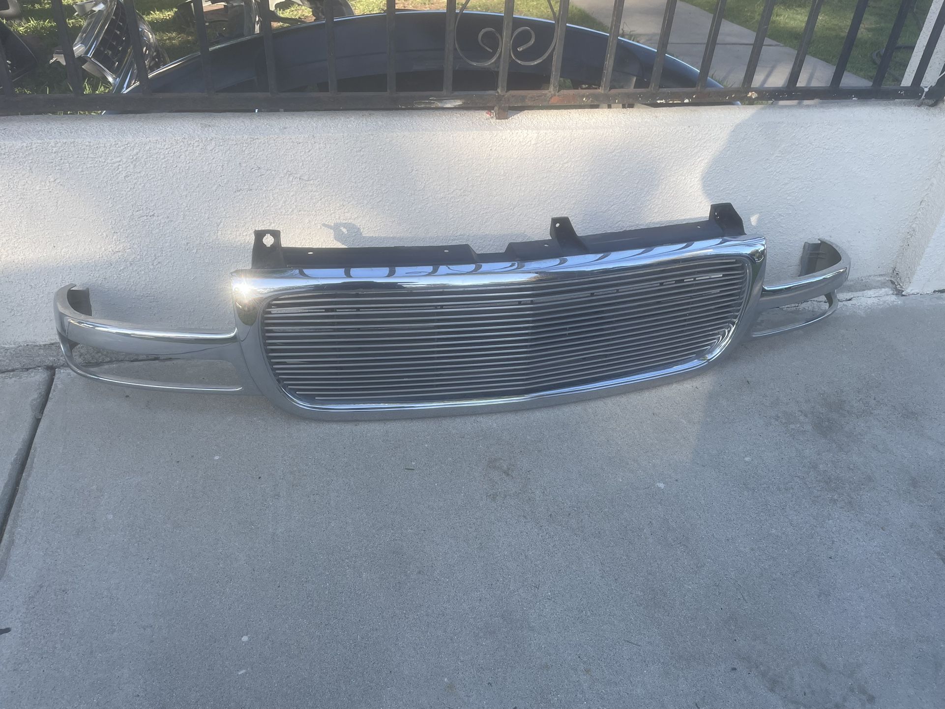 Gmc Sierra Yukon Grille