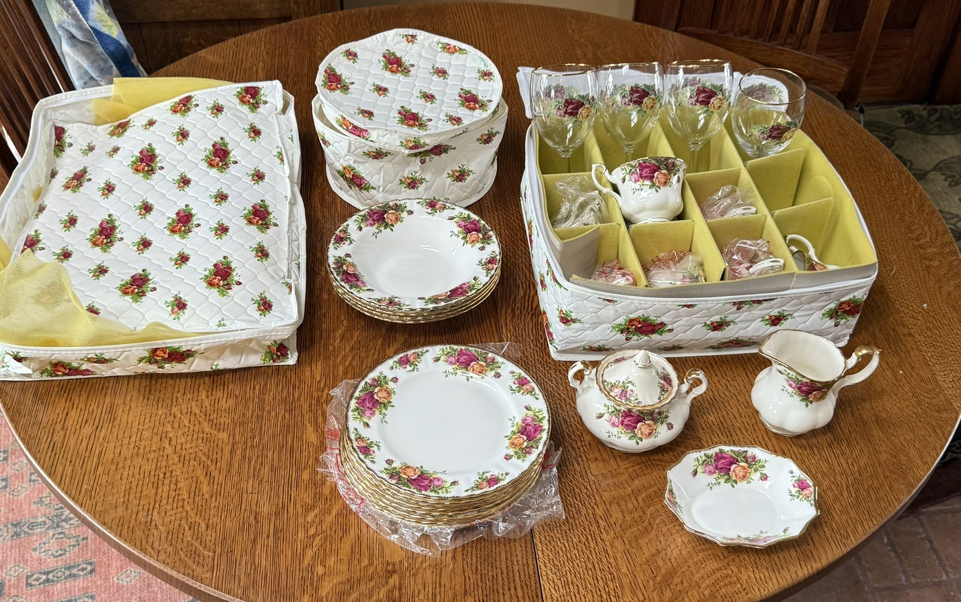 Royal Albert Old Country Roses China