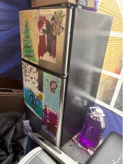 Mini fridge