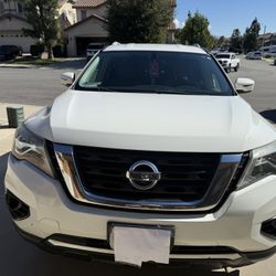 2017 Nissan Pathfinder