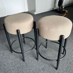 Counter Height Stools (24”)
