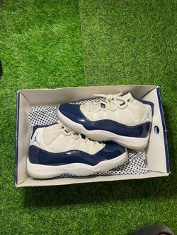Jordan 11 Win like ‘82 size 8.5