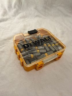 DEWALT BIT SET