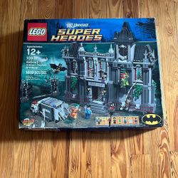 LEGO Super Heroes 10937 Arkham Asylum Breakout