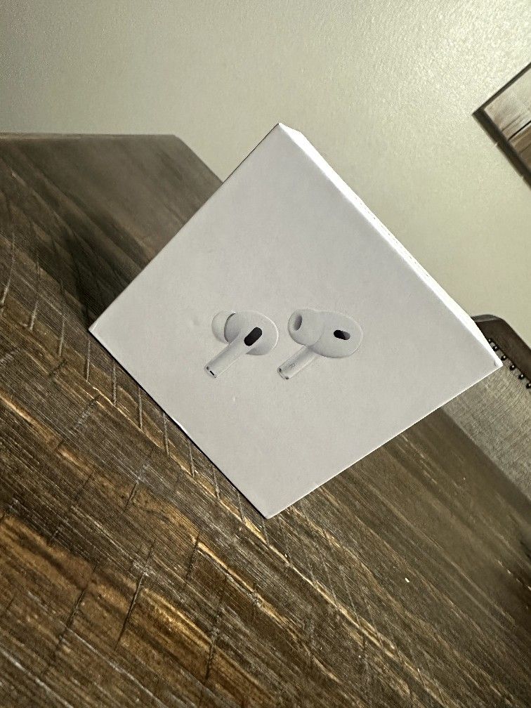 Airpod pros ( 2nd generation) USB C charger