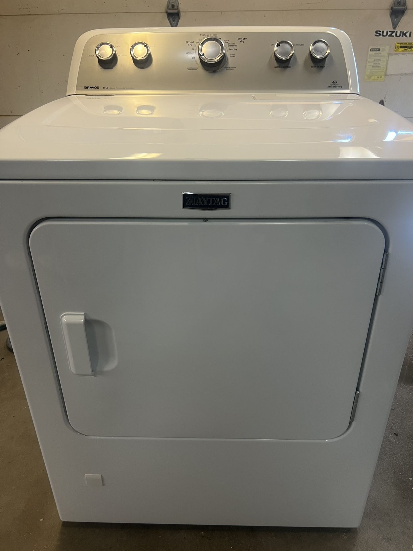 Secadora De Gas Maytage Heavy, Duty, Ariana Grande