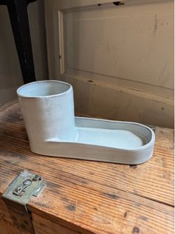 Hearth and Hand Stoneware Kitchen Sink Caddy Sour Cream.