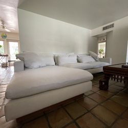 **63% Off Stunning Mid-Century Style Comfy Sectional Sofa Couch