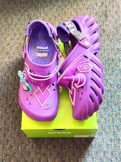 Crocs Echo Clog “Yu-Gi-Oh! Dark Magician”