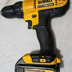 Dewalt Dcd771 Cordless Drill Driver Power Tool